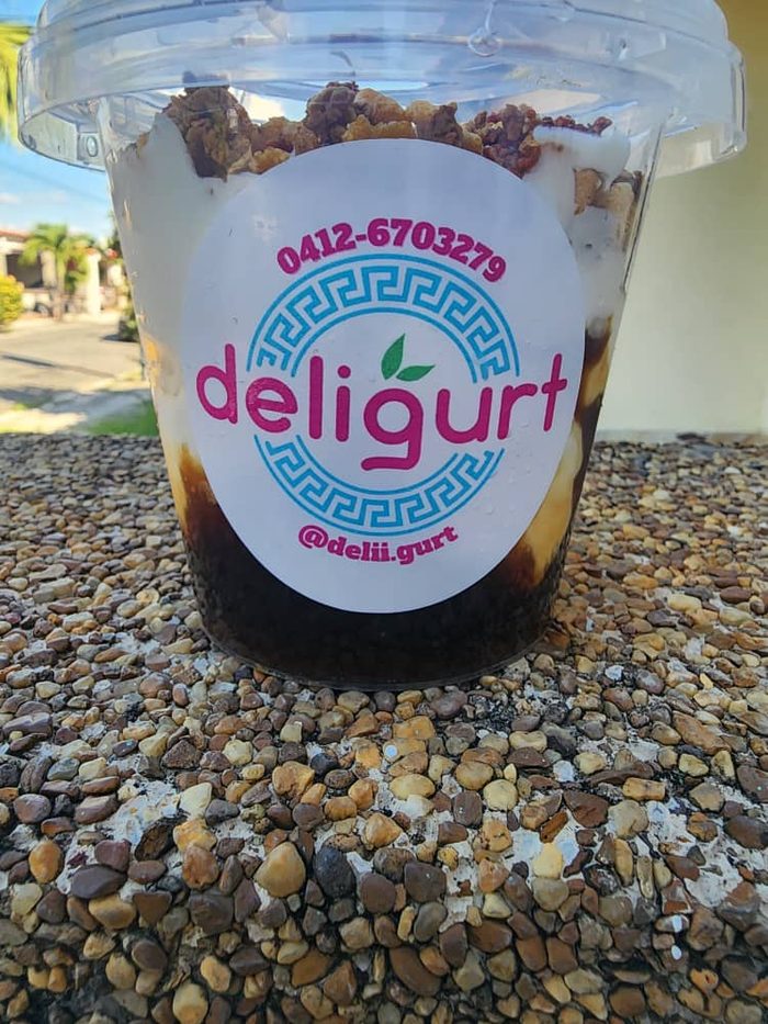 Yogurt de Granola con Papelón Deligurt